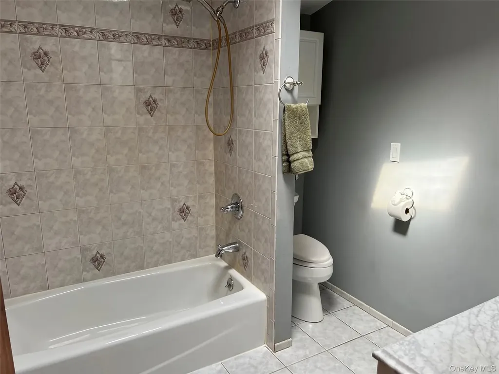 85 Riverside Avenue Massapequa NY 11758