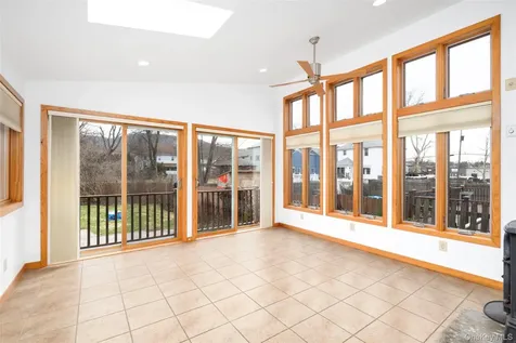 39 N Chestnut Street Beacon NY 12508