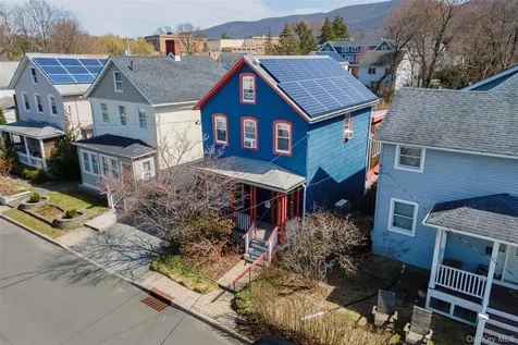 39 N Chestnut Street Beacon NY 12508