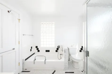 39 N Chestnut Street Beacon NY 12508