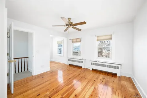39 N Chestnut Street Beacon NY 12508