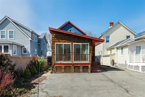 39 N Chestnut Street Beacon NY 12508
