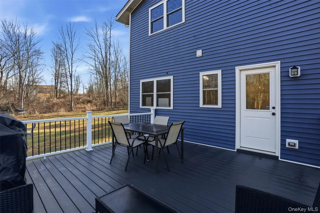 849 S Plank Road Slate Hill NY 10973