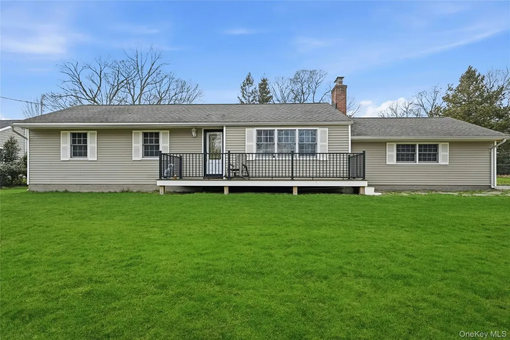 8 Kemswick Drive Stony Brook NY 11790