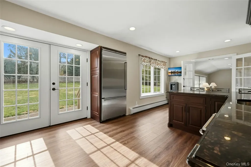 8 Kemswick Drive Stony Brook NY 11790