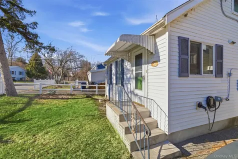 203 Lake Shore Drive Mahopac NY 10541