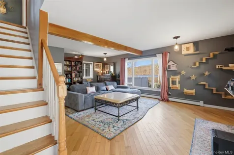 203 Lake Shore Drive Mahopac NY 10541