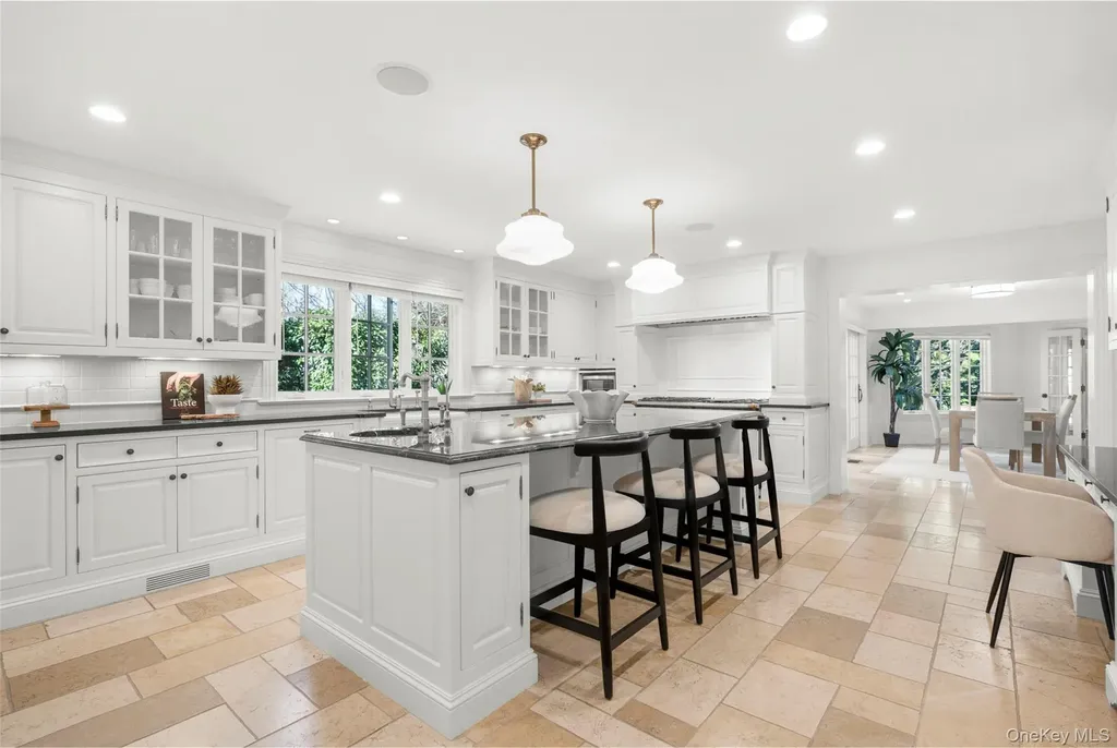 20 Oxford Road Scarsdale NY 10583