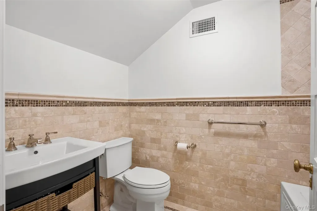 20 Oxford Road Scarsdale NY 10583