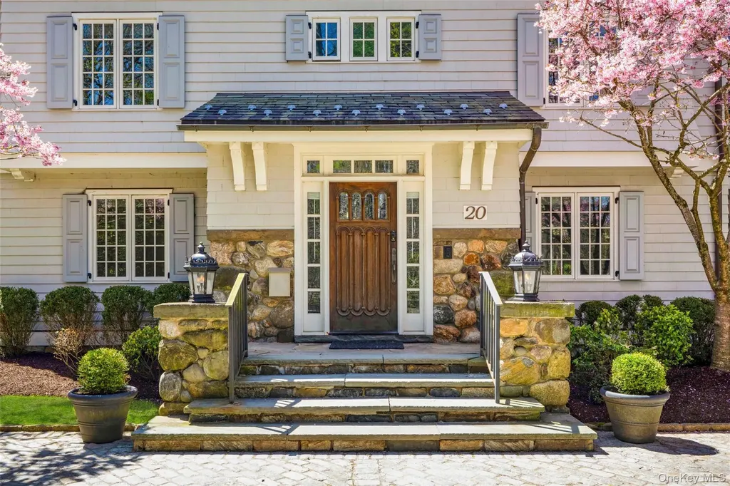 20 Oxford Road Scarsdale NY 10583