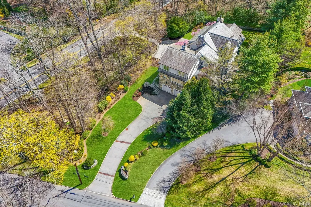 20 Oxford Road Scarsdale NY 10583