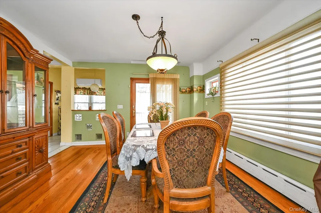 33-35 150th Place Flushing NY 11354