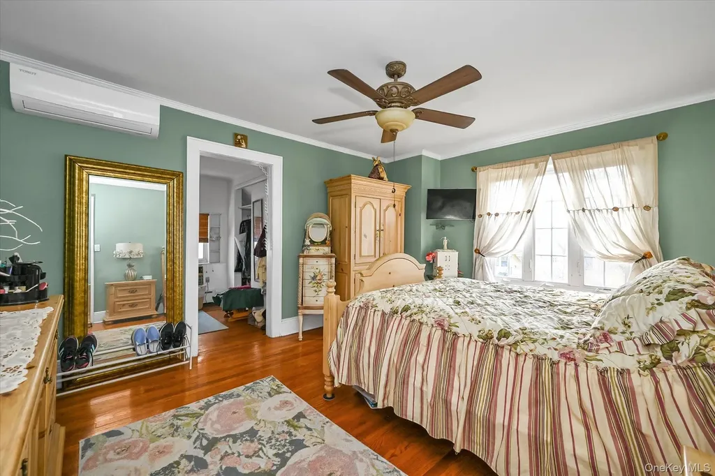 33-35 150th Place Flushing NY 11354