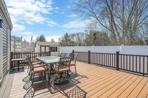 18 Wendorf Court North Babylon NY 11703