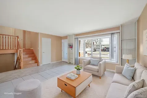 18 Wendorf Court North Babylon NY 11703