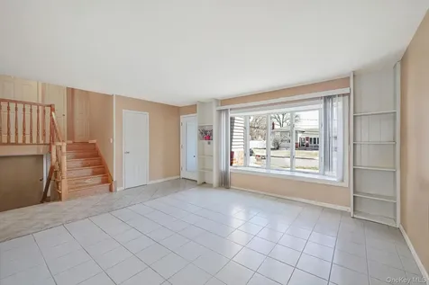 18 Wendorf Court North Babylon NY 11703