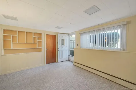 18 Wendorf Court North Babylon NY 11703
