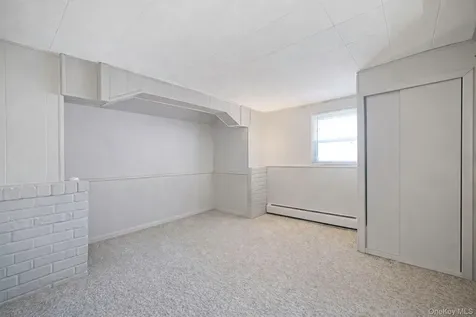 18 Wendorf Court North Babylon NY 11703
