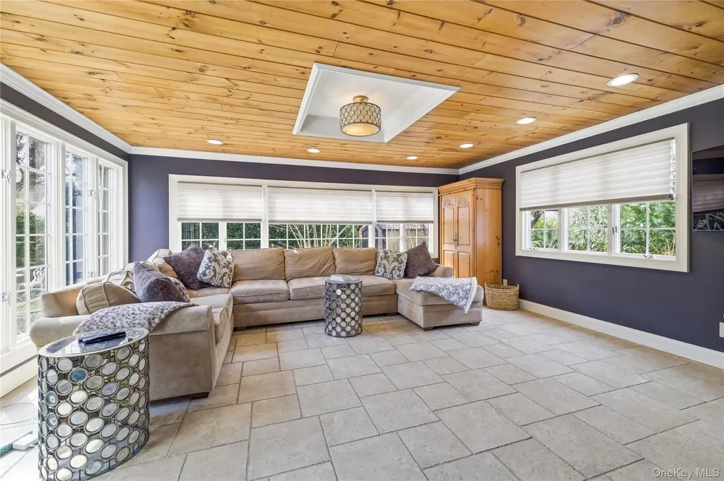 43 Webster Street Malverne NY 11565
