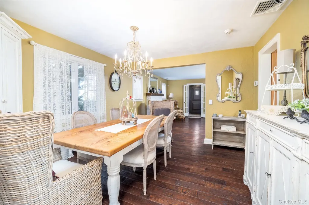 43 Webster Street Malverne NY 11565