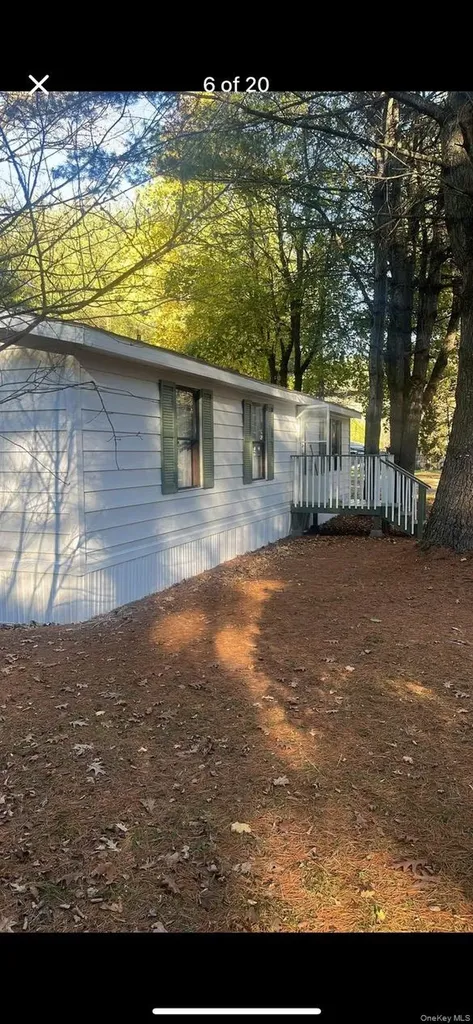 30 Soho Circle Fallsburg NY 12759