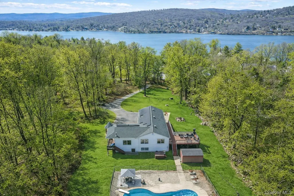 10 Vernon Drive Carmel NY 10512