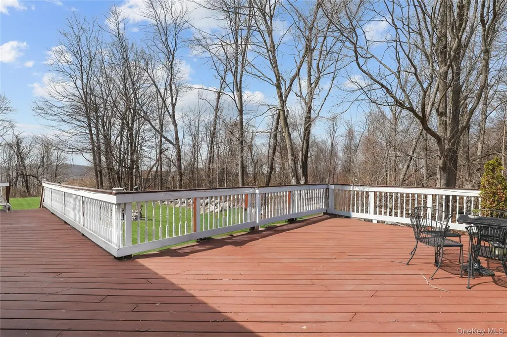 10 Vernon Drive Carmel NY 10512