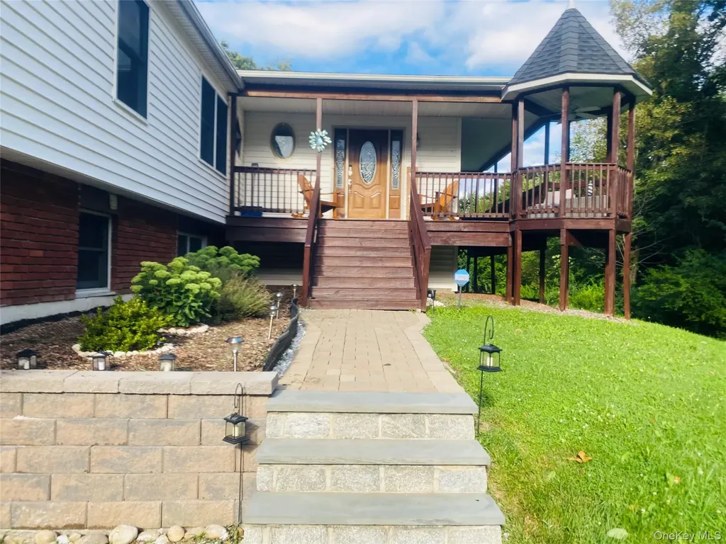 10 Vernon Drive Carmel NY 10512