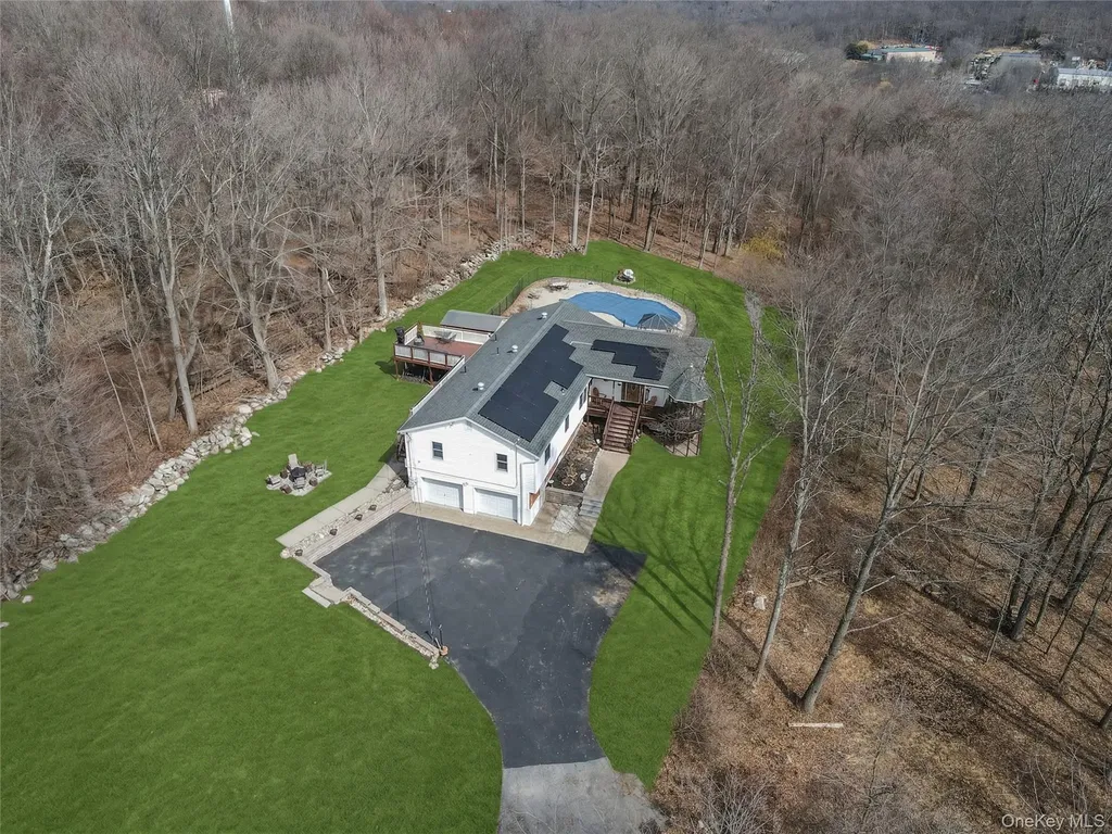 10 Vernon Drive Carmel NY 10512