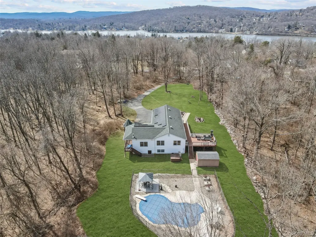 10 Vernon Drive Carmel NY 10512