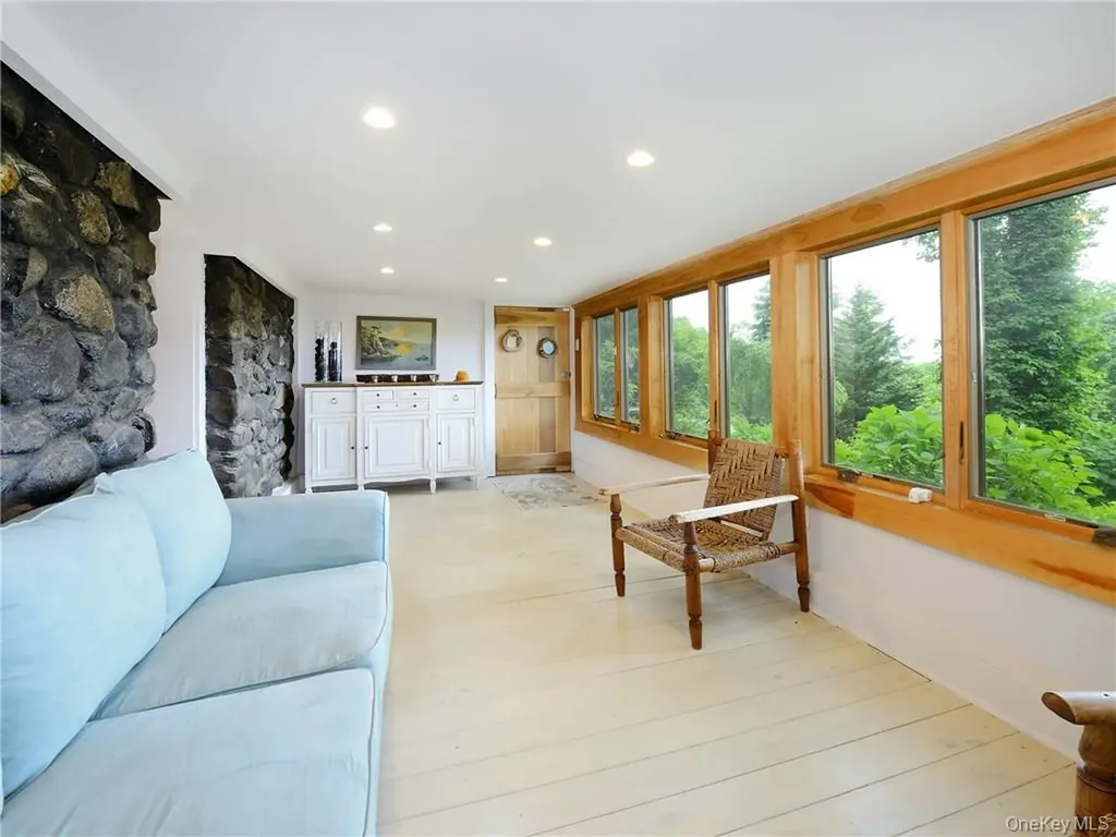 1007 Route 9w Nyack NY 10960