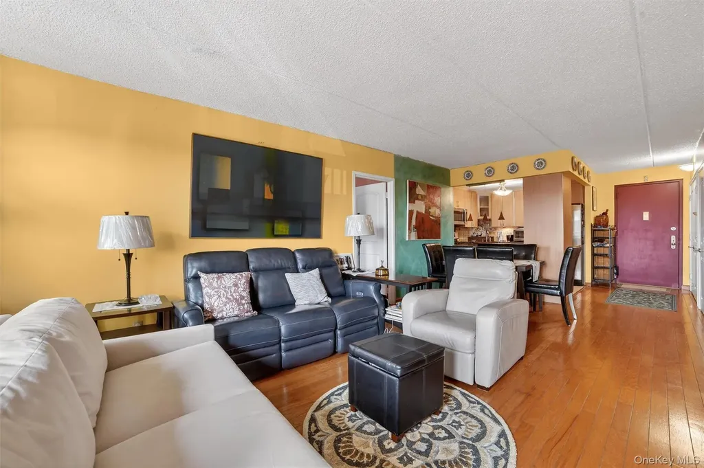 1376 Midland Avenue Bronxville NY 10708