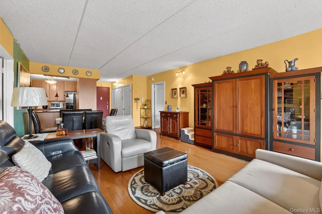1376 Midland Avenue Bronxville NY 10708