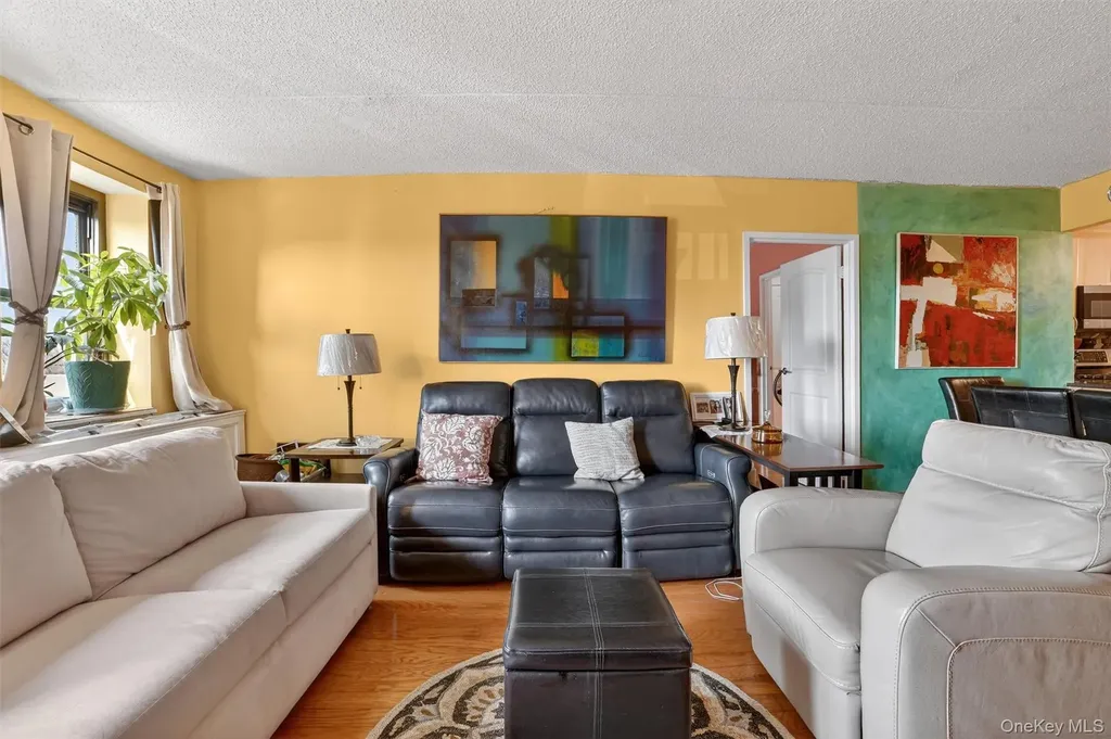 1376 Midland Avenue Bronxville NY 10708