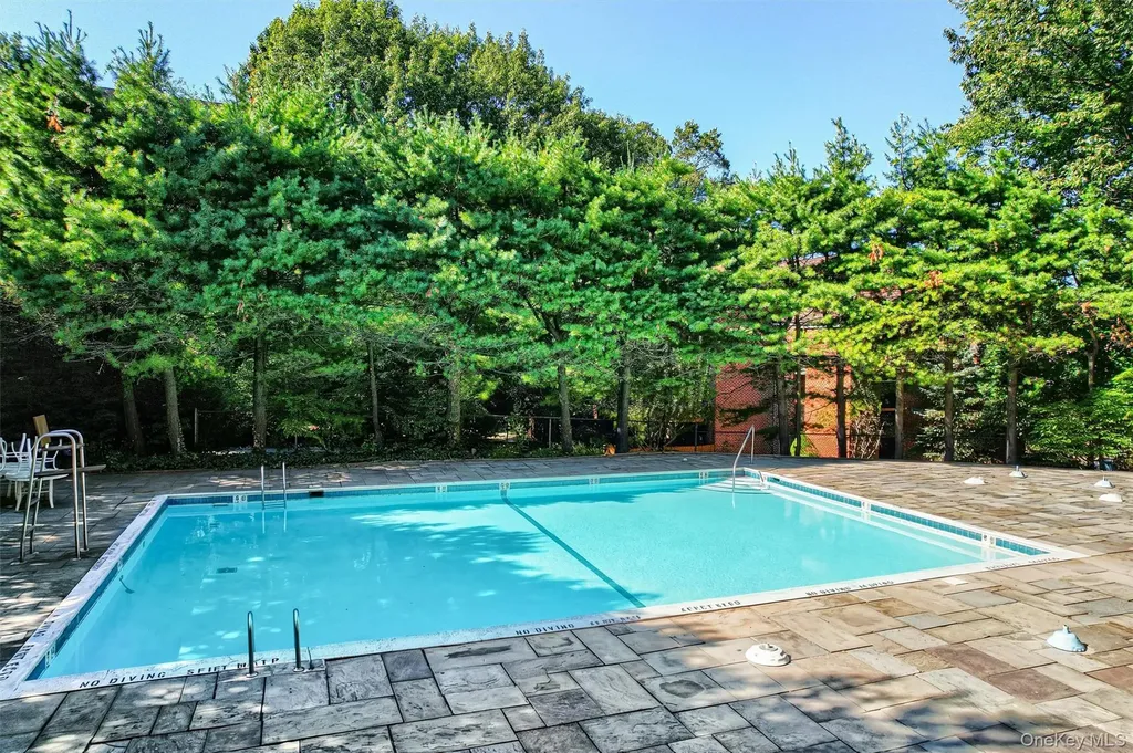 1376 Midland Avenue Bronxville NY 10708