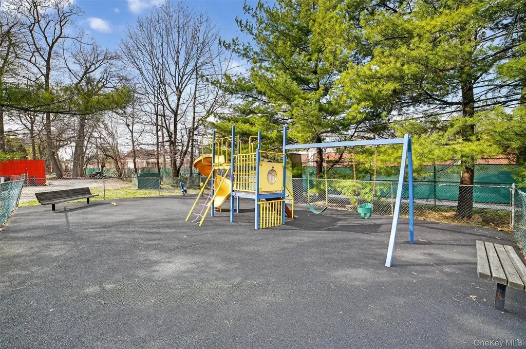 1376 Midland Avenue Bronxville NY 10708