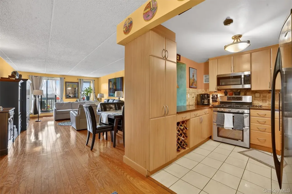 1376 Midland Avenue Bronxville NY 10708