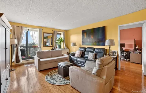1376 Midland Avenue Bronxville NY 10708