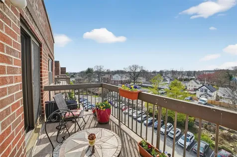1376 Midland Avenue Bronxville NY 10708