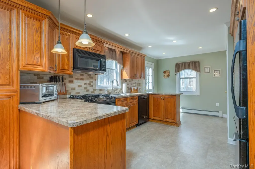 22 Hillside Avenue Haverstraw NY 10927