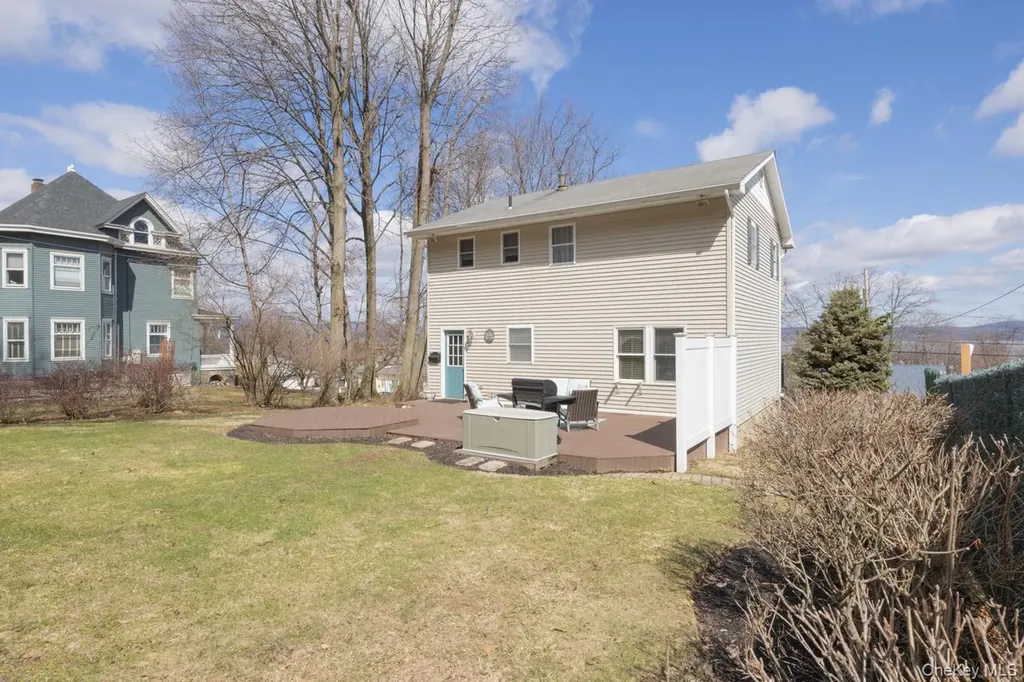 22 Hillside Avenue Haverstraw NY 10927