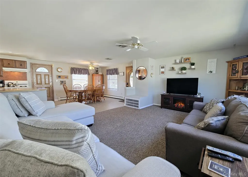 146 Webster Avenue Ronkonkoma NY 11779
