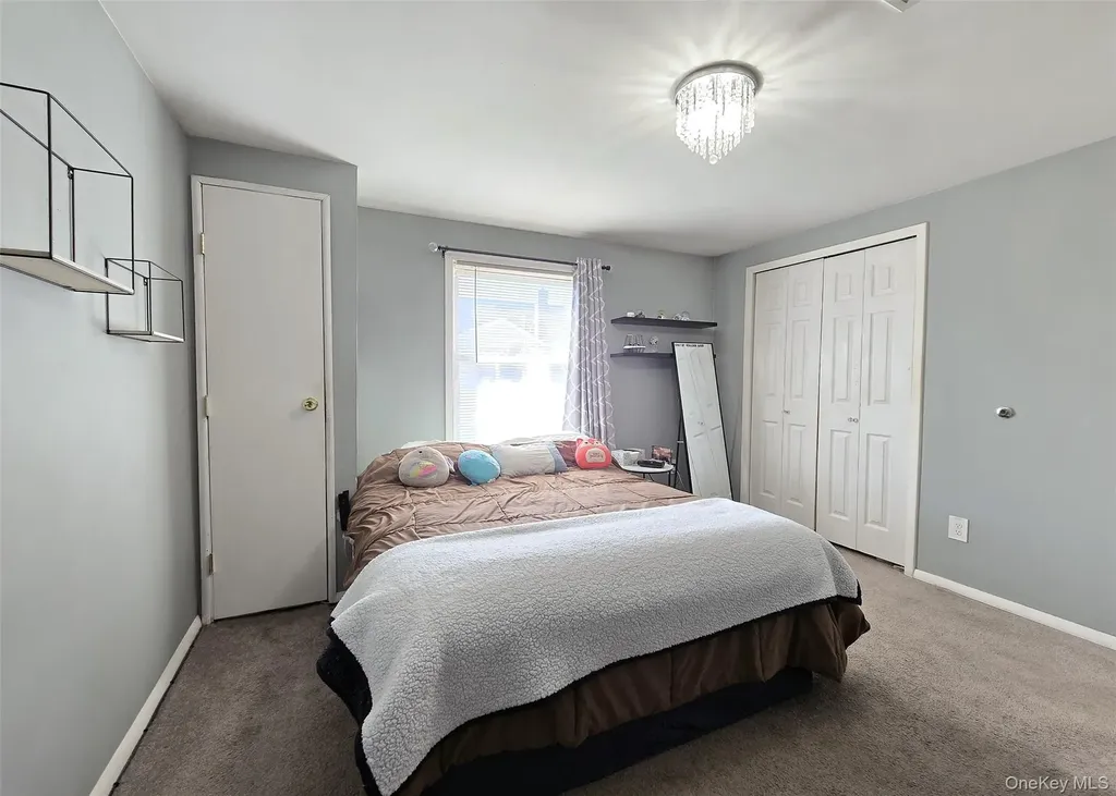 146 Webster Avenue Ronkonkoma NY 11779