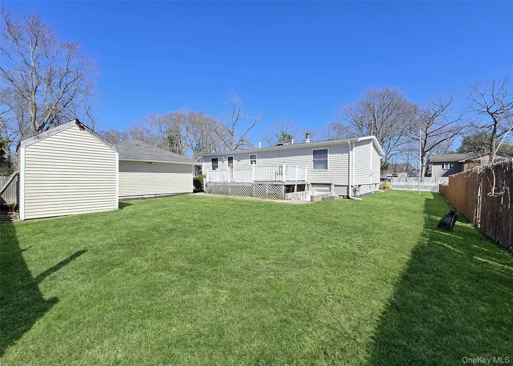 146 Webster Avenue Ronkonkoma NY 11779