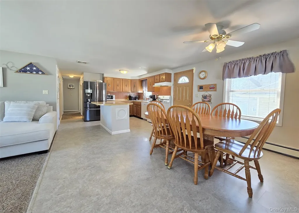 146 Webster Avenue Ronkonkoma NY 11779