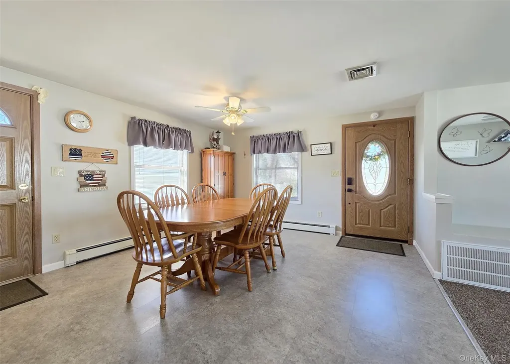 146 Webster Avenue Ronkonkoma NY 11779