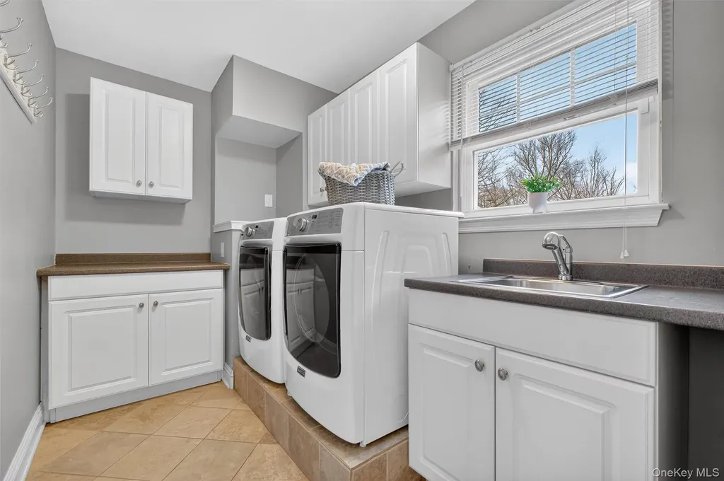 45 E Hill Road Cortlandt Manor NY 10567