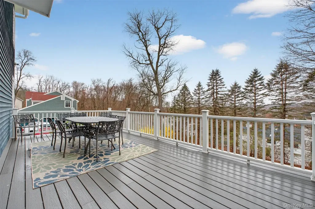 45 E Hill Road Cortlandt Manor NY 10567
