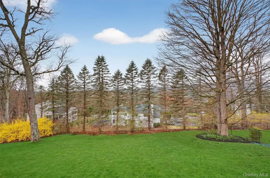 45 E Hill Road Cortlandt Manor NY 10567