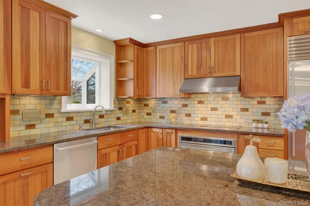 45 E Hill Road Cortlandt Manor NY 10567